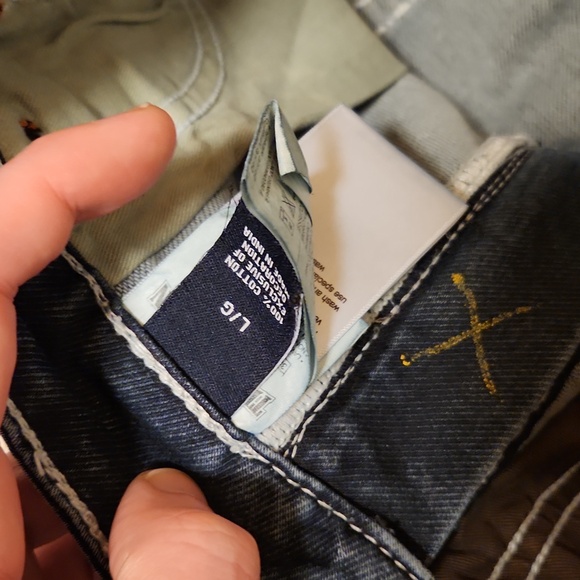 True Religion Straight Leg Acid Washed Jeans - Picture 10 of 16